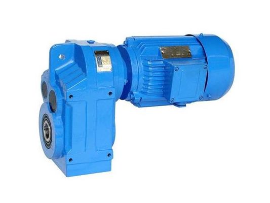 60rpm समानांतर दस्ता पेचदार गियर रेड्यूसर 0.12 से 200KW