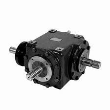 ब्लैक 14rpm से 280rpm हेलिकल गियर रिड्यूसर कठोर टूथ फ्लैंक